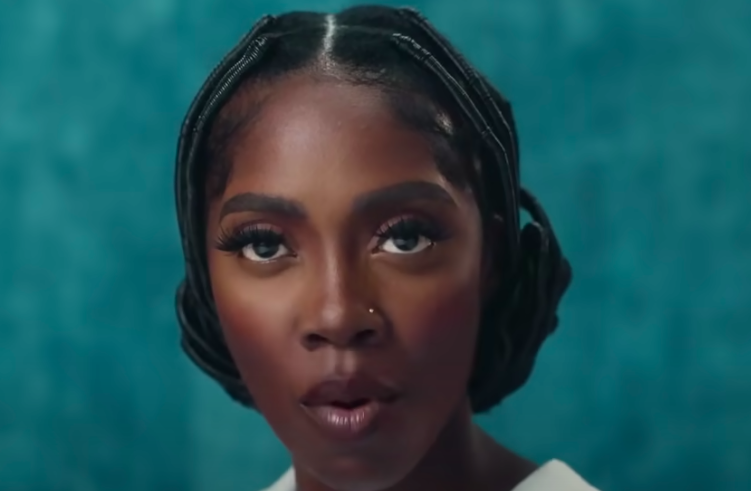 Porno Tiwa Savage - Nigerian Singer Tiwa Savage Reveals Sex Tape Extortion: 'I Am Not Going to  Let Anyone Blackmail Me for Doing Something Natural' | Shine My Crown